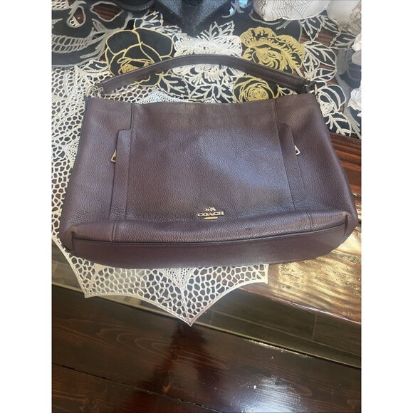 Coach Scout Hobo Pebbled Leather Deep Wine Purse Style E1505-34312 - Picture 3 of 16